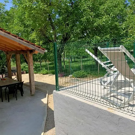 Villa La Maison Dans Les Noyers *